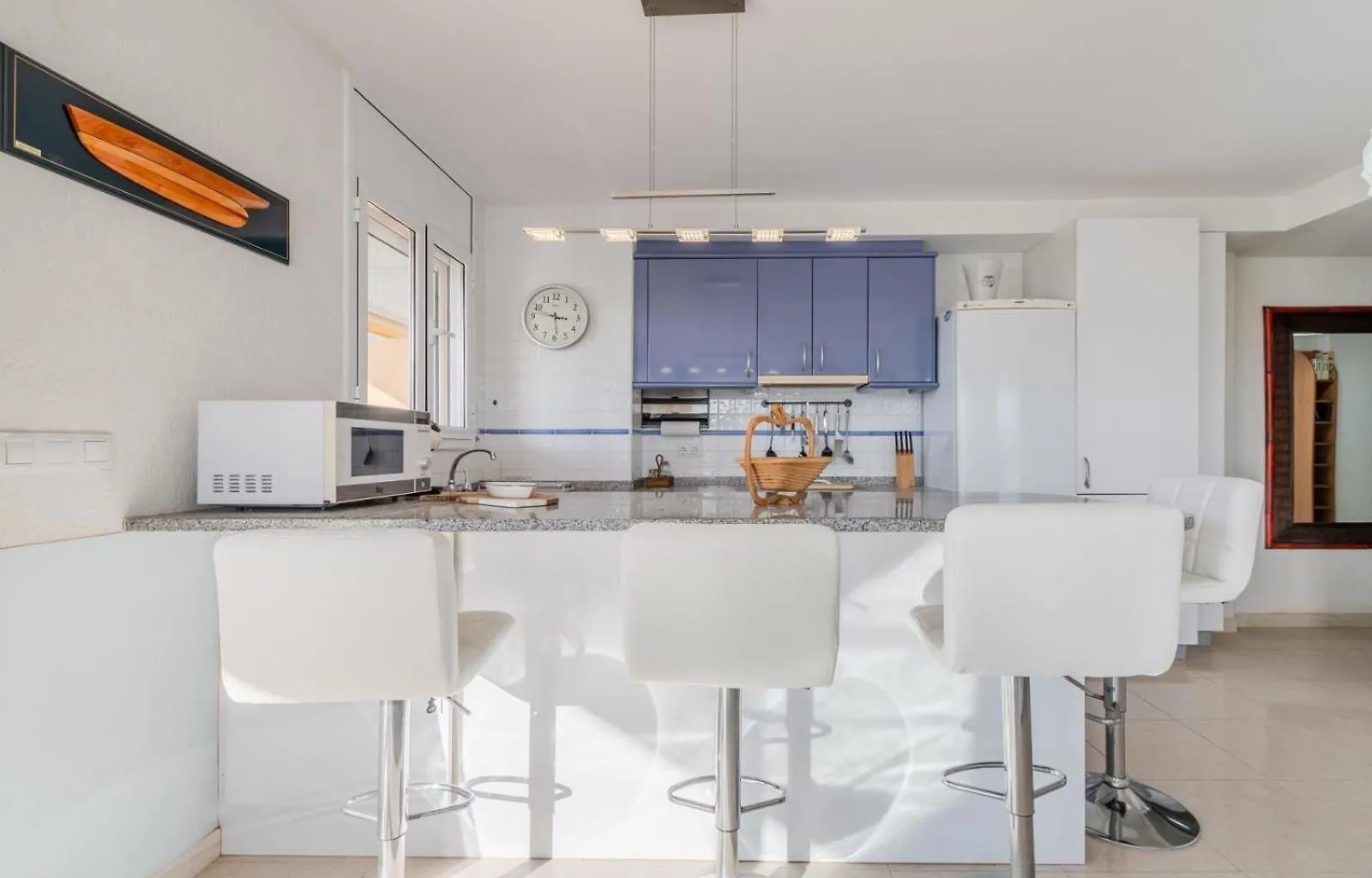 Agi Cap Trencat Apartment Roses