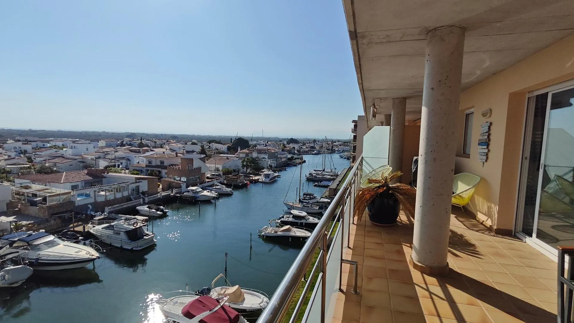 Agi Cap Trencat Apartment Roses Spain